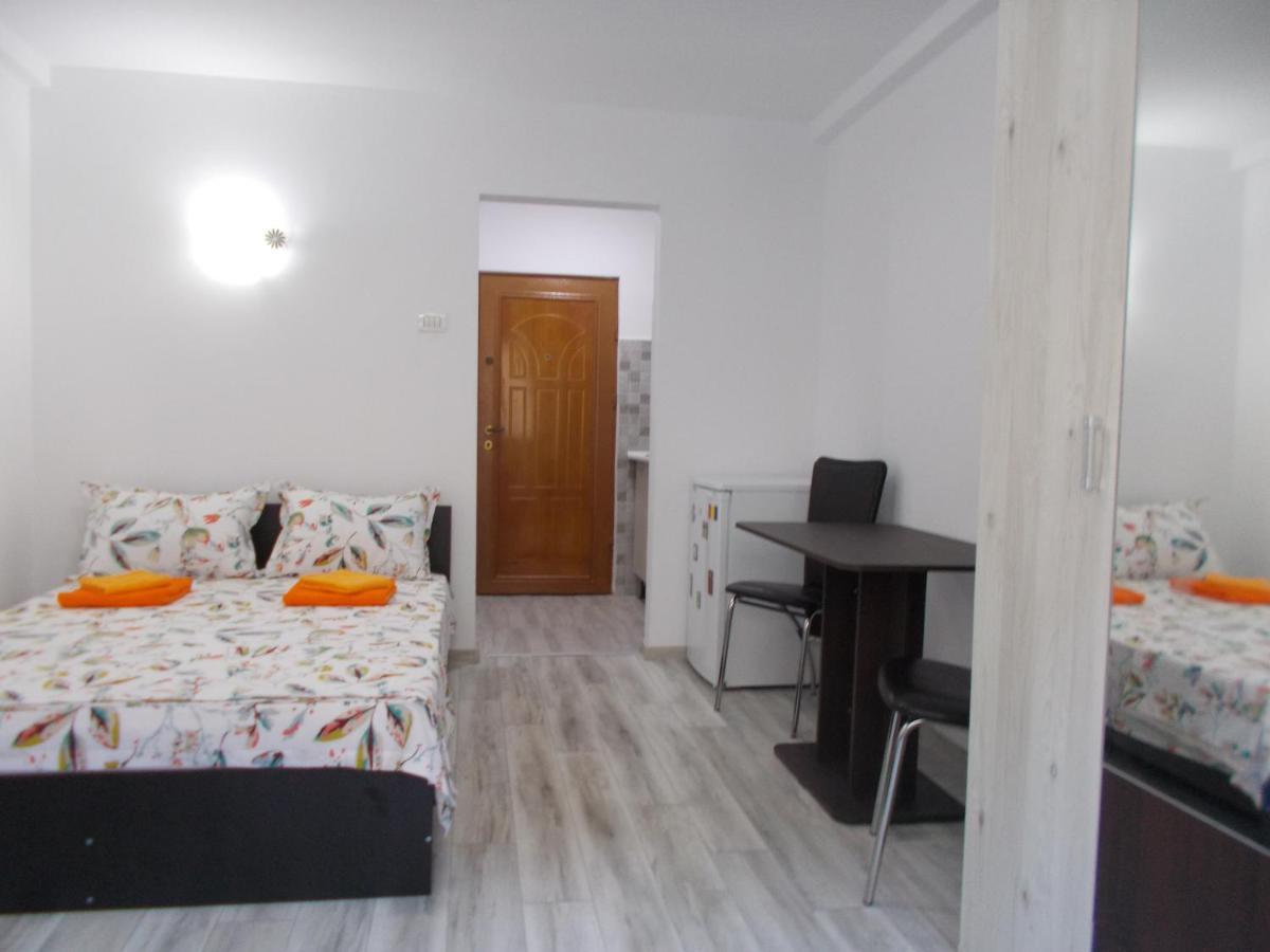 Peninsula-Cazino,Dalvi Apartman Konstanca Kültér fotó