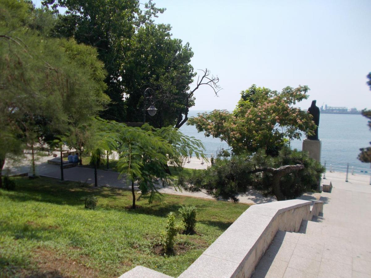 Peninsula-Cazino,Dalvi Apartman Konstanca Kültér fotó